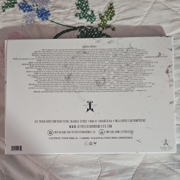 Cremated Eyeshadow Palette - Picture 2 of 6